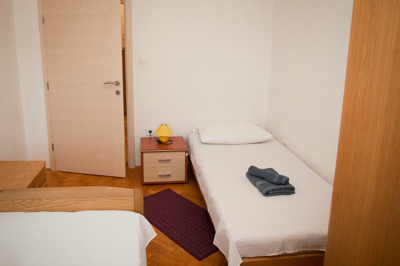 Apartman Ana Radovin Exterior foto