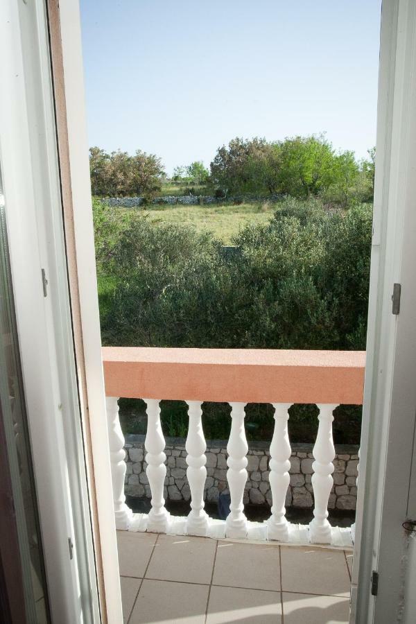 Apartman Ana Radovin Exterior foto