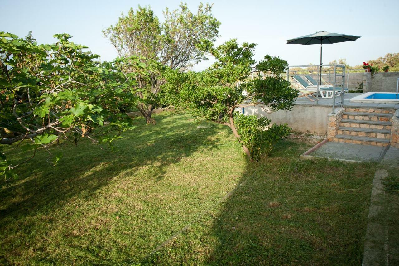 Apartman Ana Radovin Exterior foto